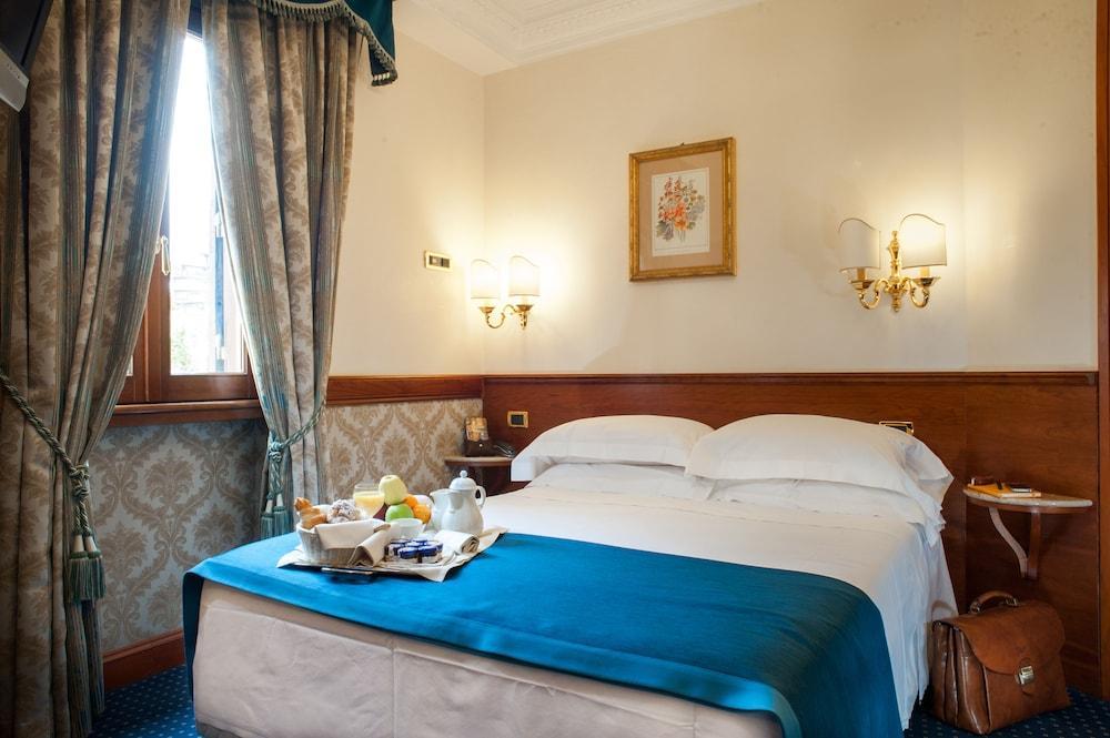 Hotel Barberini Rome Exterior photo