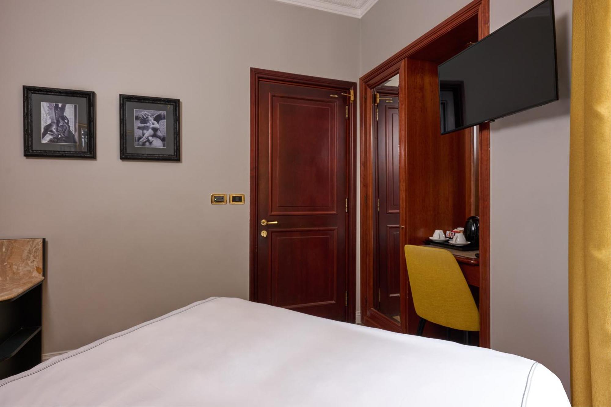 Hotel Barberini Rome Exterior photo