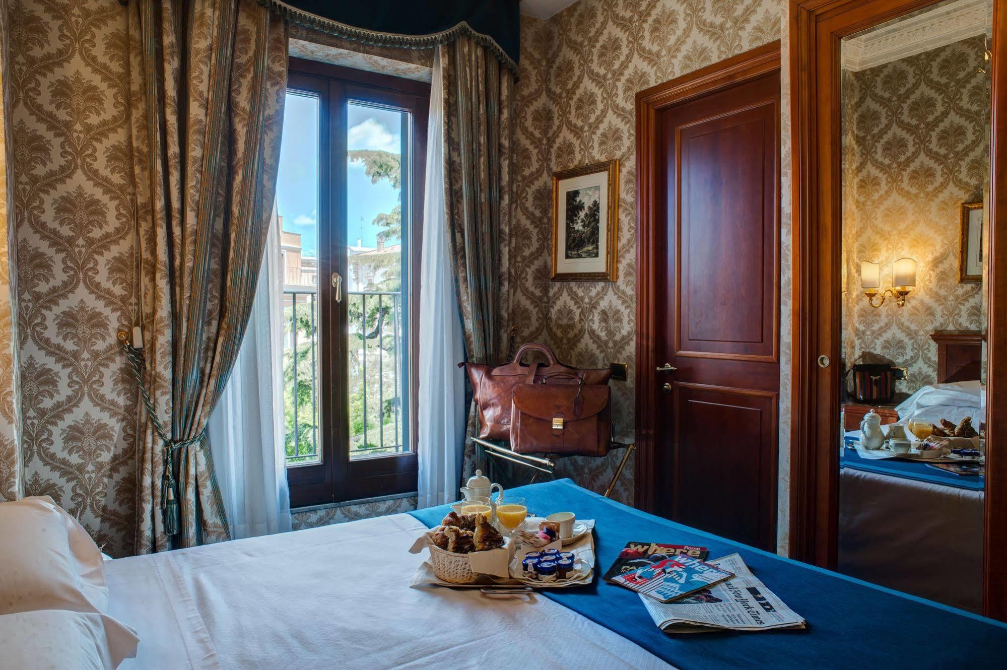 Hotel Barberini Rome Exterior photo