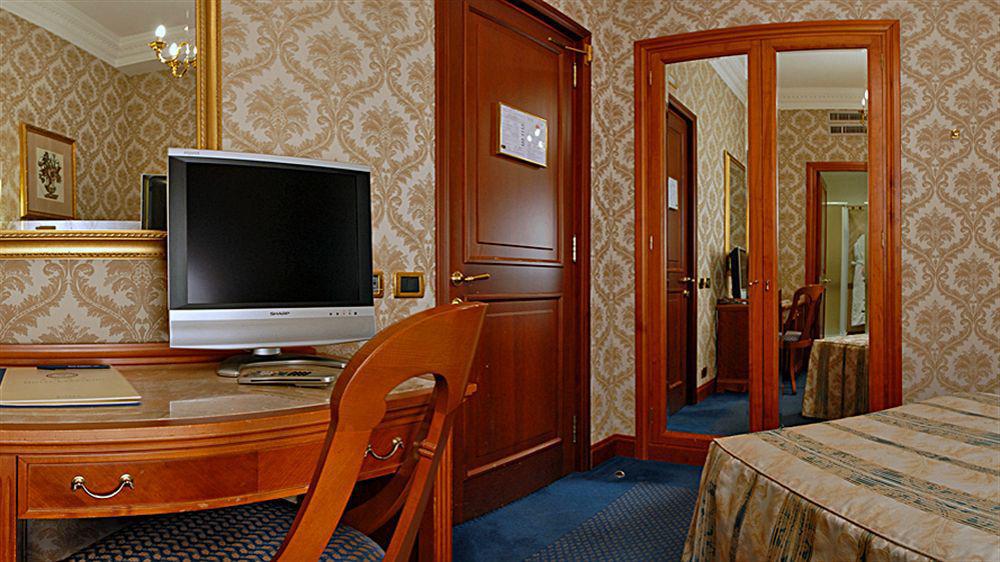 Hotel Barberini Rome Exterior photo